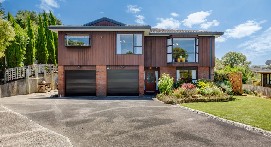  at 95 Ayton Drive, Whitby, Porirua