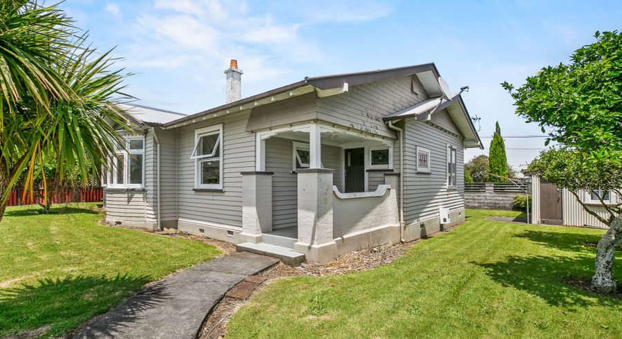 at 14 Mangorei Road, Strandon, New Plymouth