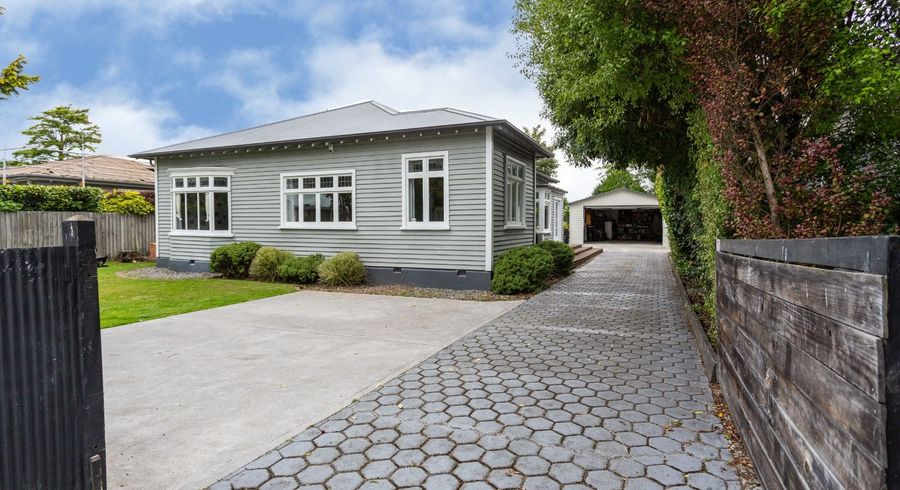  at 16 Shirley Road, Mairehau, Christchurch City, Canterbury