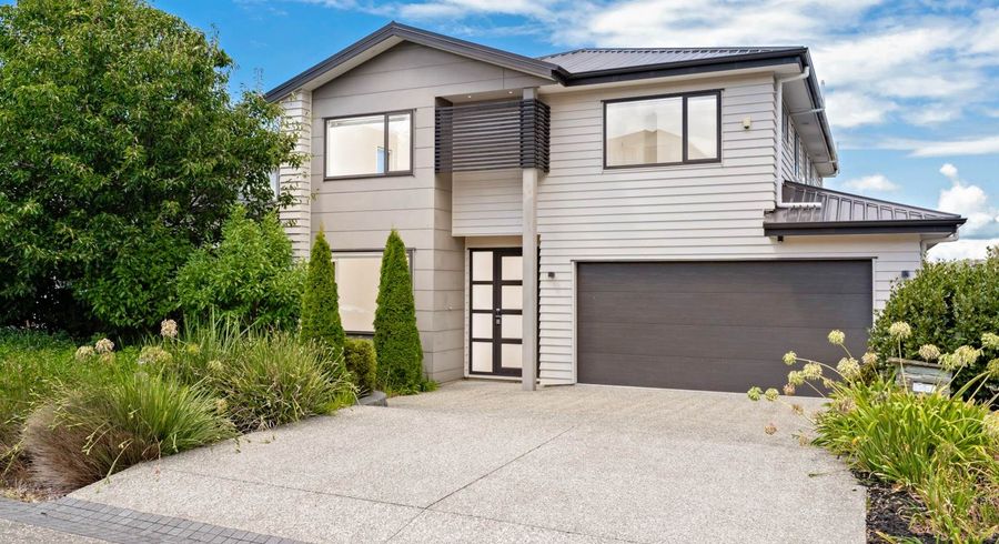  at 8 Shelby Place, Long Bay, North Shore City, Auckland