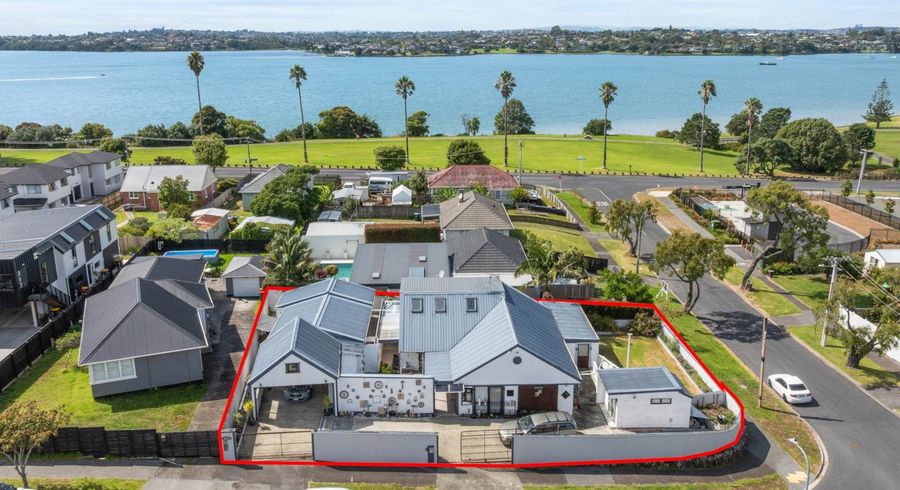  at 22 Pirangi Street, Point England, Auckland City, Auckland