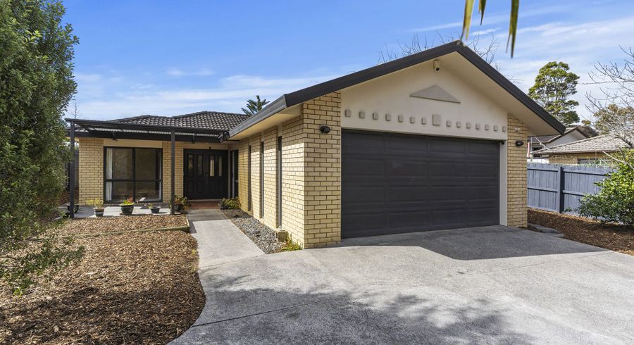  at 9 Lazurite Drive, Westgate, Auckland