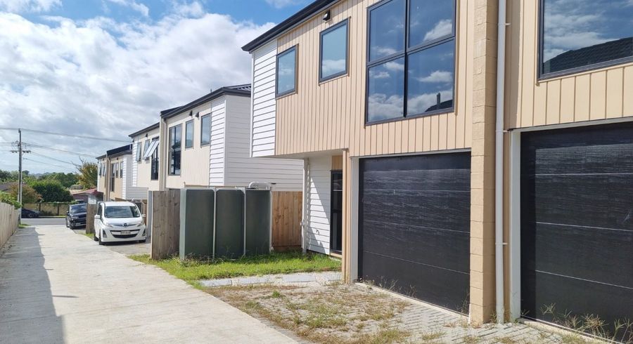  at 5/25 Crawford Avenue, Mangere Bridge, Manukau City, Auckland