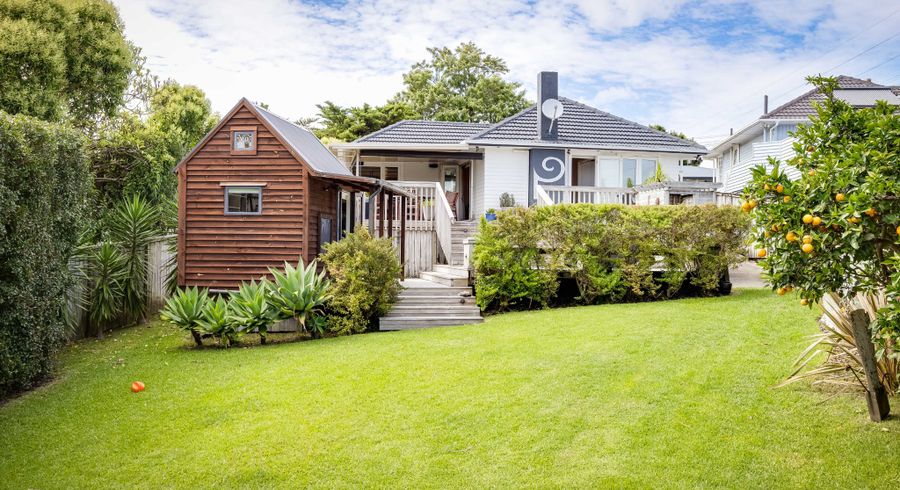  at 16 Paton Avenue, Te Atatu South, Waitakere City, Auckland
