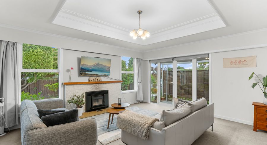  at 17 Harrowdale Drive, Avonhead, Christchurch City, Canterbury