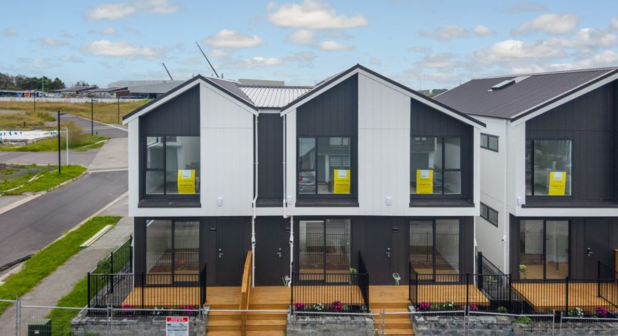  at 4/55 Tahetoka Street, Westgate, Waitakere City, Auckland