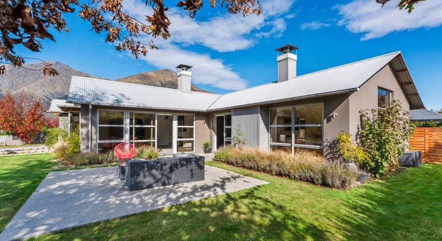  at 5 Crawford Place, Lake Hayes, Queenstown