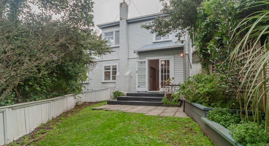  at 100 Barnard Street, Wadestown, Wellington