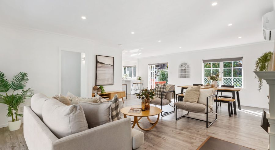  at 30 Glencourt Place, Glenfield, North Shore City, Auckland