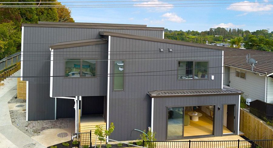  at 1/114 Don Buck Road, Massey, Waitakere City, Auckland