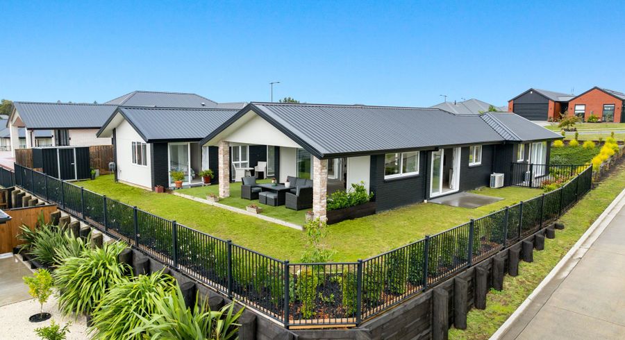  at 19 Trevor Mcmiken Drive, Patumahoe, Franklin, Auckland