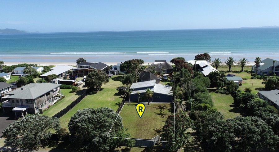 at 302 Kenwood Drive, Matarangi