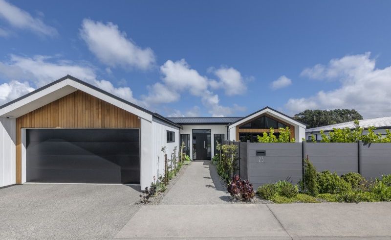  at 23 Promontory Crescent, Newlands, Wellington
