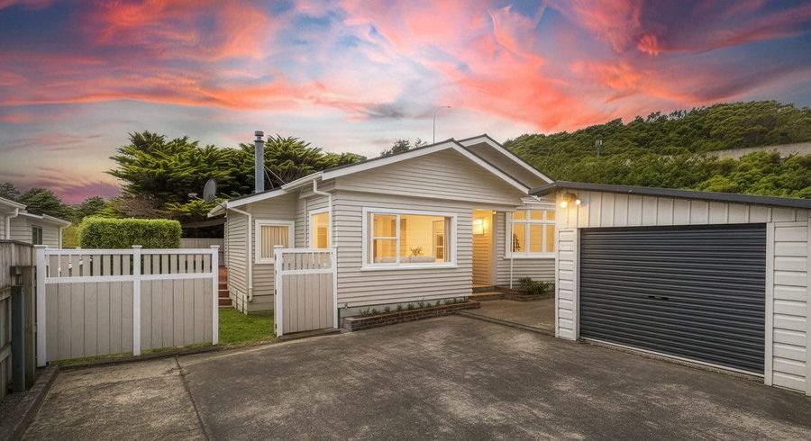  at 43a Collins Avenue, Tawa, Wellington, Wellington