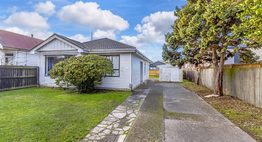 at 1/13 Frederick Street, Waltham, Christchurch City, Canterbury