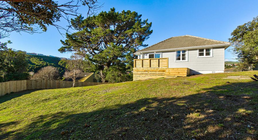  at 33 Maher Place, Ranui, Porirua