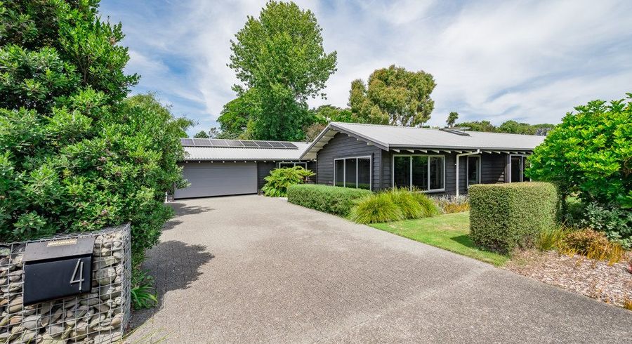  at 4 Ferndale Drive, Waikanae, Kapiti Coast, Wellington