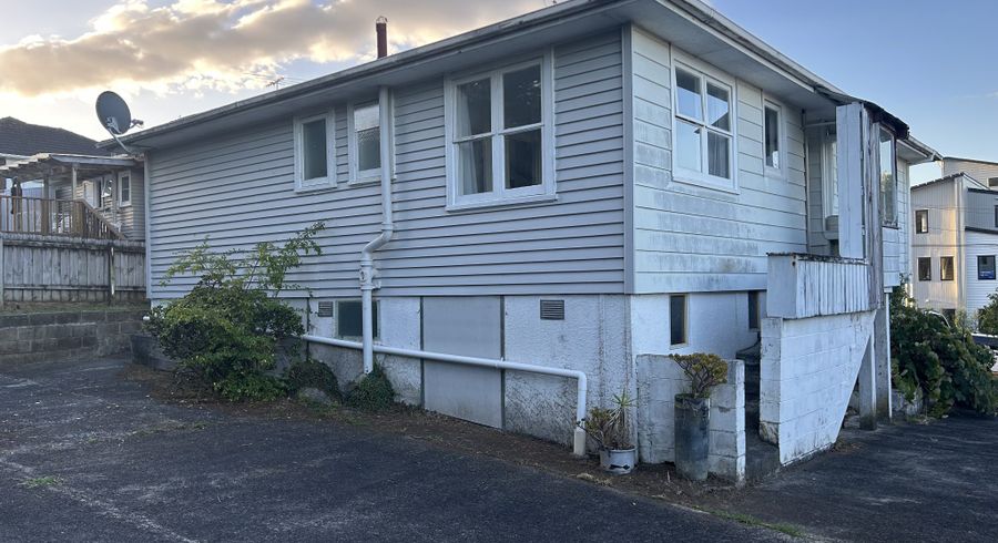  at 23 Sheridan Drive, New Lynn, Auckland