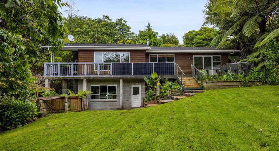  at 25 Saxton Road, Upper Vogeltown, New Plymouth