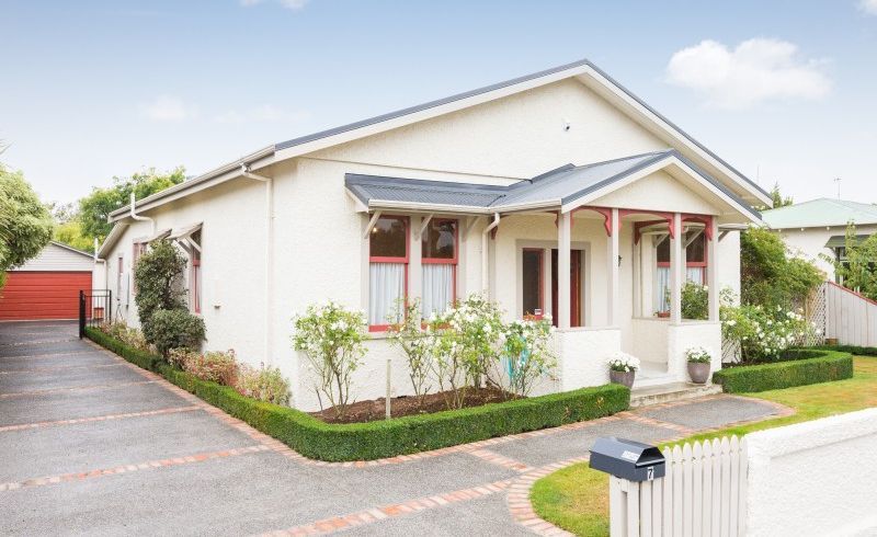  at 7 Frederick Street, Terrace End, Palmerston North