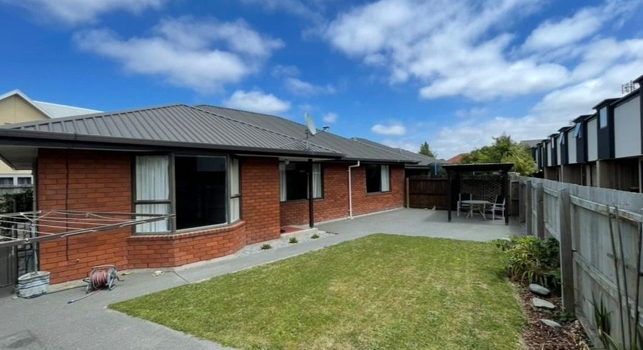  at 1/35 Division Street, Riccarton, Christchurch City, Canterbury