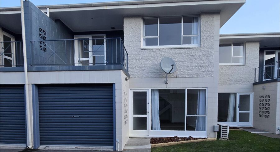  at 4/53 Brockworth Place, Riccarton, Christchurch City, Canterbury