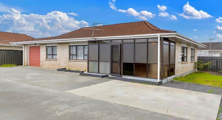 at 2/259 Shirley Road, Papatoetoe, Manukau City, Auckland