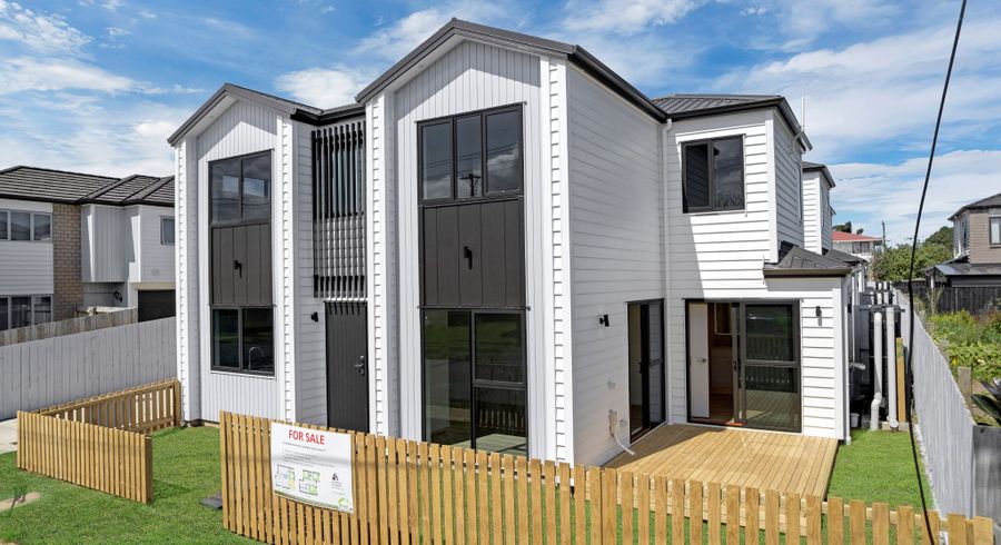  at 8C Gardiner Grove, Mangere East, Manukau City, Auckland