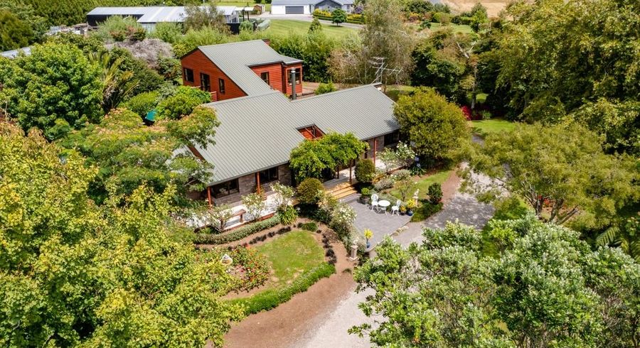  at 422 Corbett Road, Lepperton, New Plymouth