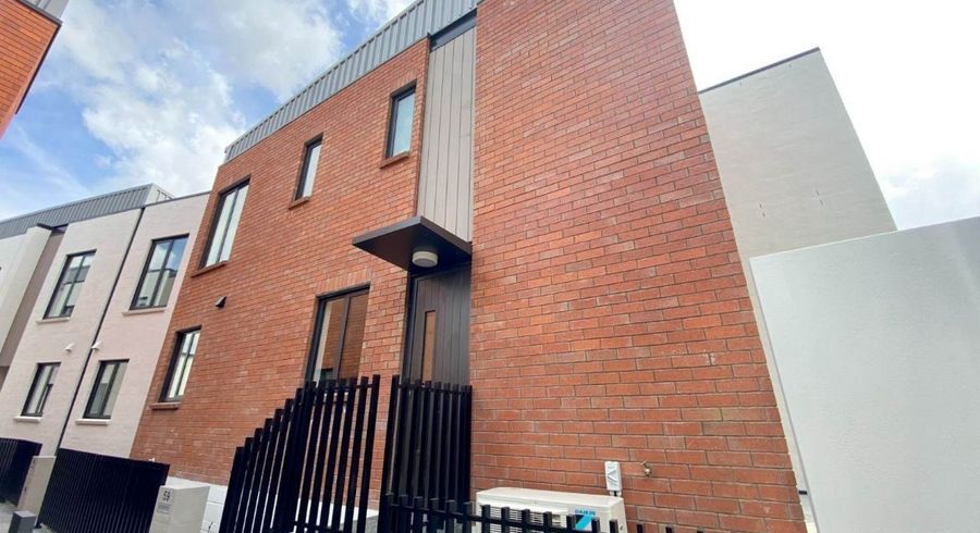  at 18/666B Great South Road, Ellerslie, Auckland City, Auckland