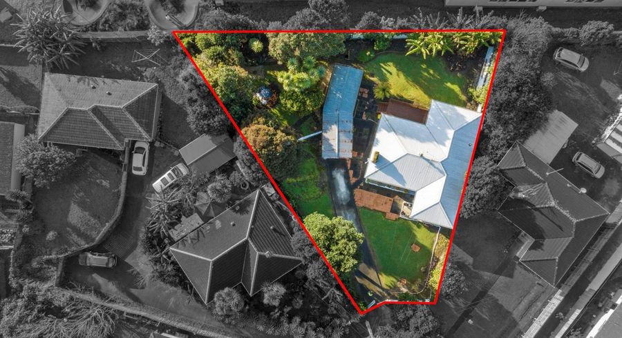  at 11 Leslie Place, Otara, Auckland
