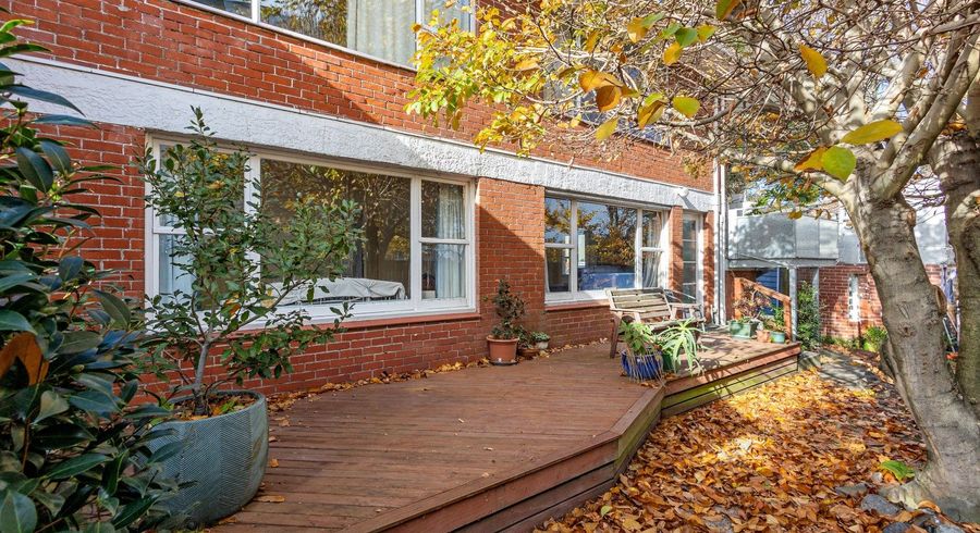  at 2/19 Newbridge Place, Ilam, Christchurch City, Canterbury