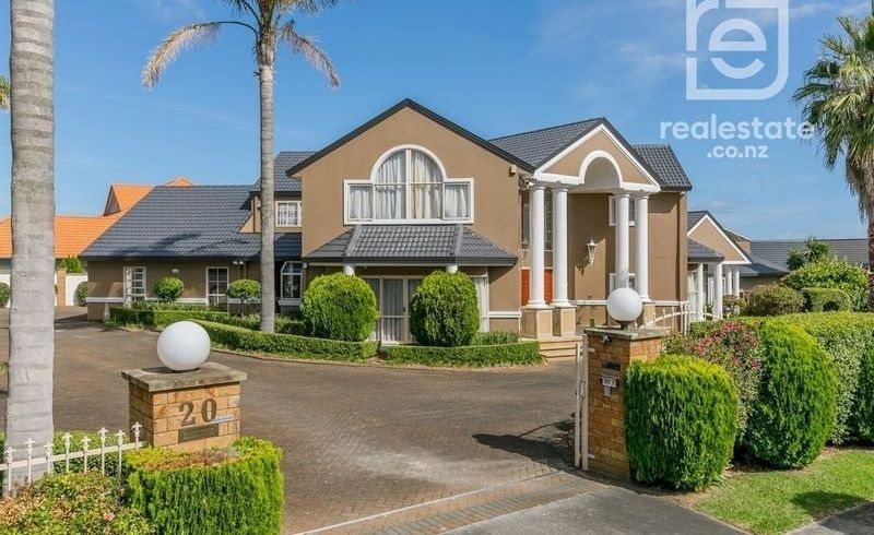  at 20 The Mews, Shamrock Park, Auckland