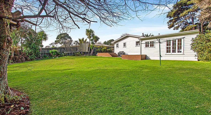  at 86 Waitakere Road, Henderson