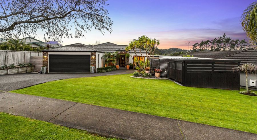  at 11 Te Wharau Drive, Greenhithe, Auckland