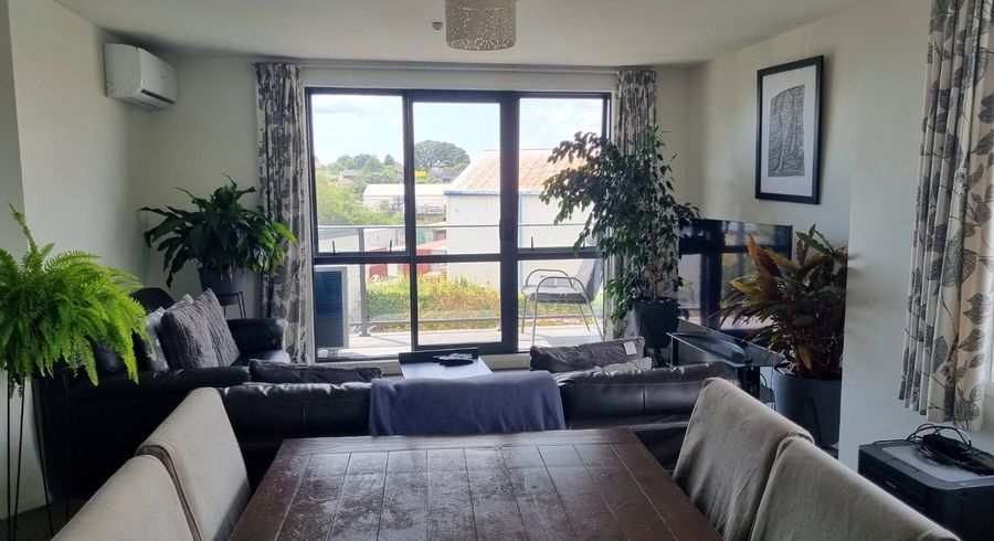  at 12/68 Mountain Road, Mount Wellington, Auckland City, Auckland