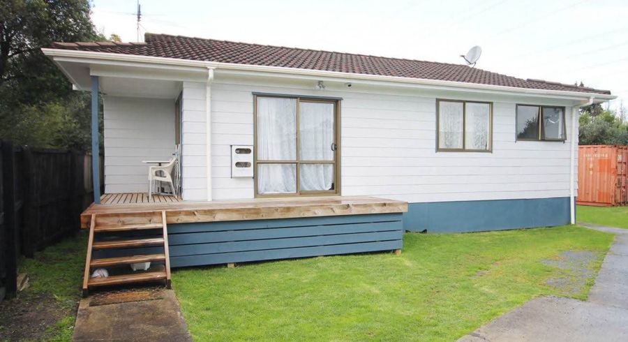  at 71 Chichester Drive, Rosehill, Papakura