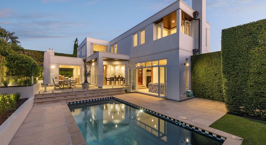  at 12 Ronaki Road, Mission Bay, Auckland