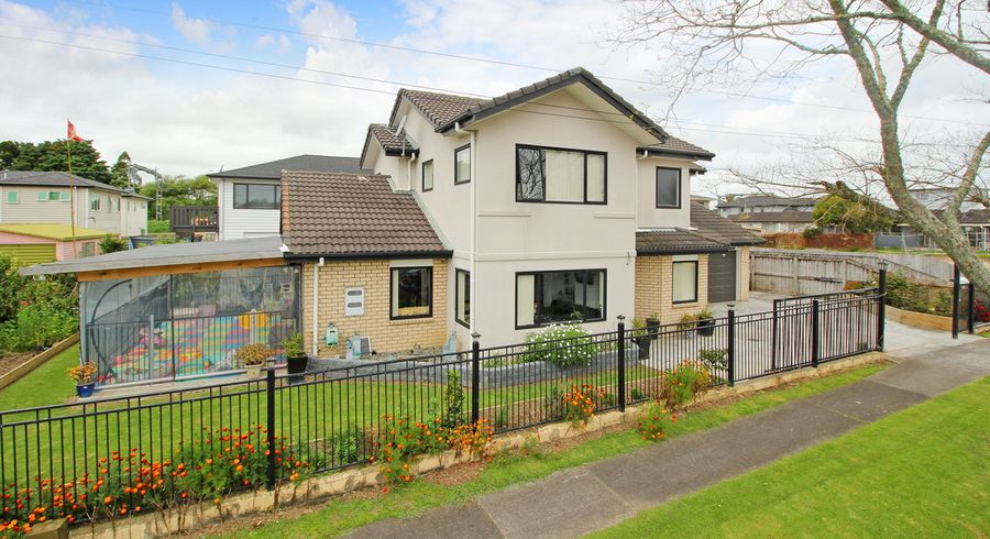  at 36 Kenderdine Road, Papatoetoe, Auckland