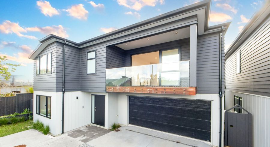  at 13D Rock Isle Road, Torbay, North Shore City, Auckland