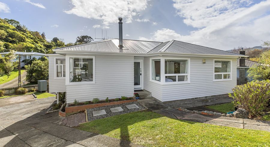  at 36 Larsen Crescent, Tawa, Wellington