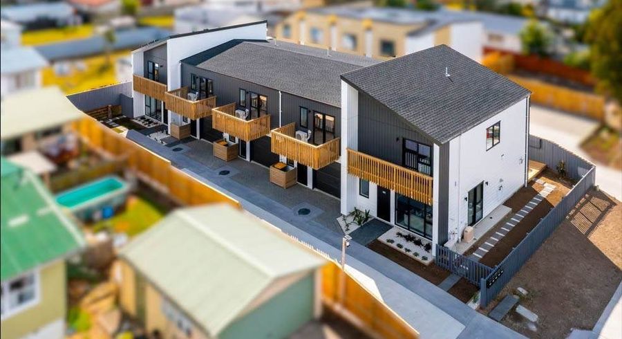  at 13 Normandy Place, Henderson, Waitakere City, Auckland