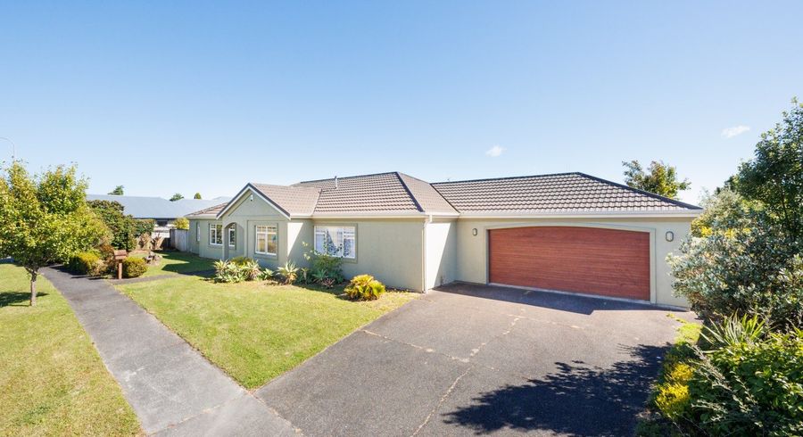  at 9 Woodgate Court, Fitzherbert, Palmerston North