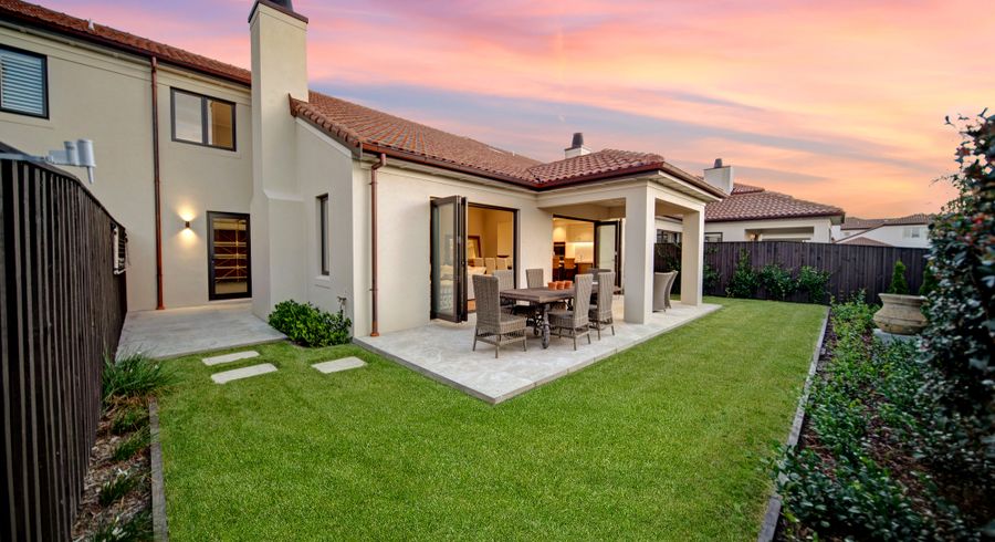  at 10 Francesco Drive, Hingaia