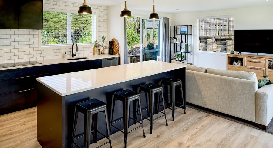  at 10 Topsail Way, Whitby, Porirua, Wellington