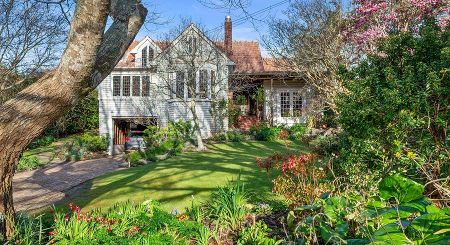  at 3 Hauraki Road, Hauraki, Auckland