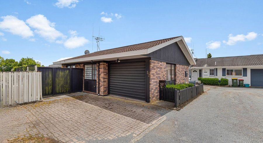  at 52 Angelsea Street, Hamilton City Central, Hamilton, Waikato