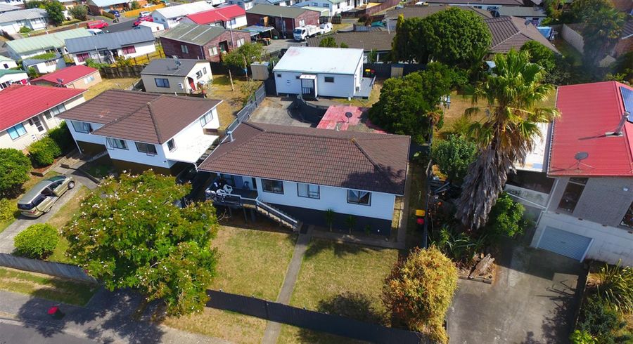  at 10 Massine Place, Randwick Park, Auckland