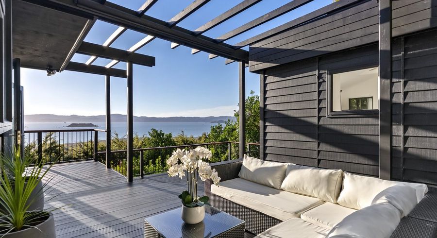  at 11 Karaka Street, Eastbourne, Lower Hutt, Wellington