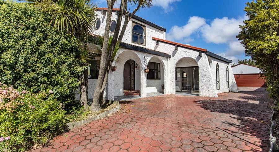  at 15 Hawkswood Place, Avonhead, Christchurch